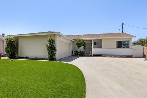 9153 Haddon Ave, Sun Valley, CA, 91352-1307 | Card Image