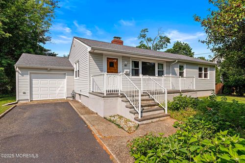 132 Harrison Ave, Fair Haven, NJ, 07704-3156 | Card Image
