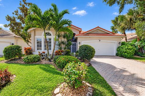 6618 Hawaiian Ave, Boynton Beach, FL, 33437-7001 | Card Image