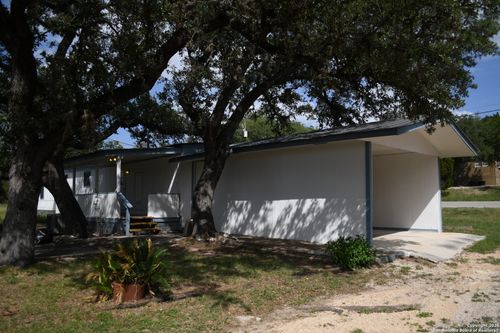 1155 Pecan Cir, Canyon Lake, TX, 78133-2646 | Card Image