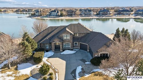 519 S 249th Cir, Waterloo, NE, 68069-4442 | Card Image