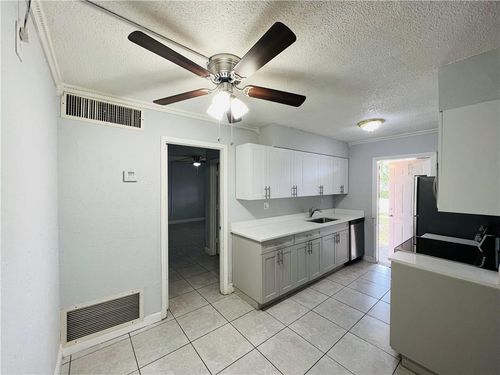 101a-1001 Sw 74th Ave, North Lauderdale, FL, 33068-2350 | Card Image