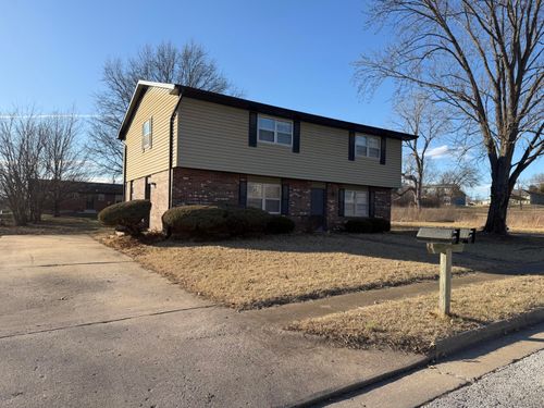 a-2205 Warwick St, COLUMBIA, MO, 65202 | Card Image