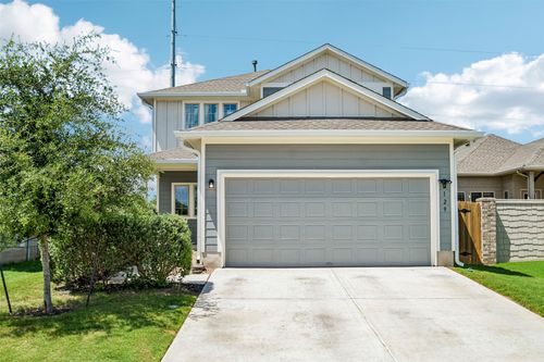 129 Trailstone Dr, Bastrop, TX, 78602-2177 | Card Image