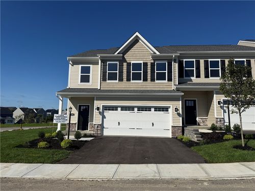 1001 Darcy Dr, Valencia, PA, 16059-3606 | Card Image