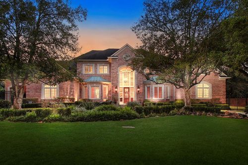 2 Wexford Ct, Piney Point Village, TX, 77024-6611 | Card Image