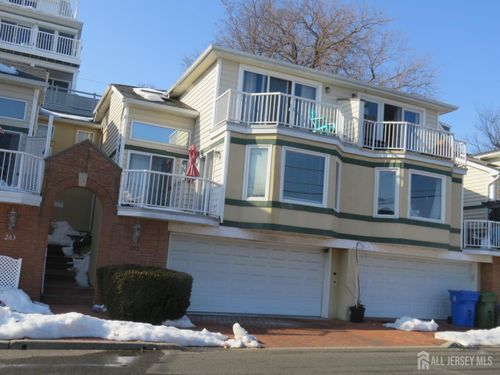 265 Front St, Perth Amboy, NJ, 08861-4416 | Card Image
