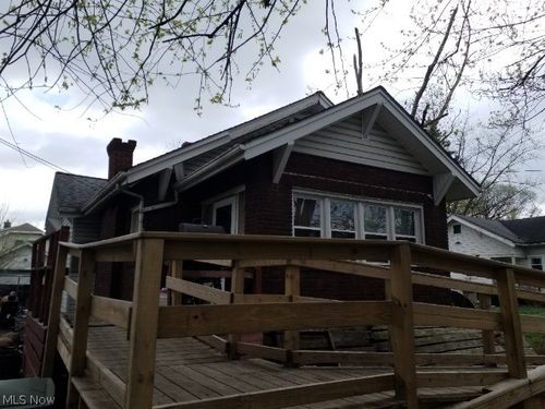 3307 Hillman St, Youngstown, OH, 44507-1817 | Card Image