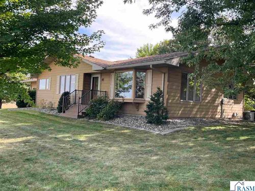 67927 270th St, Alden, MN, 56009-4221 | Card Image