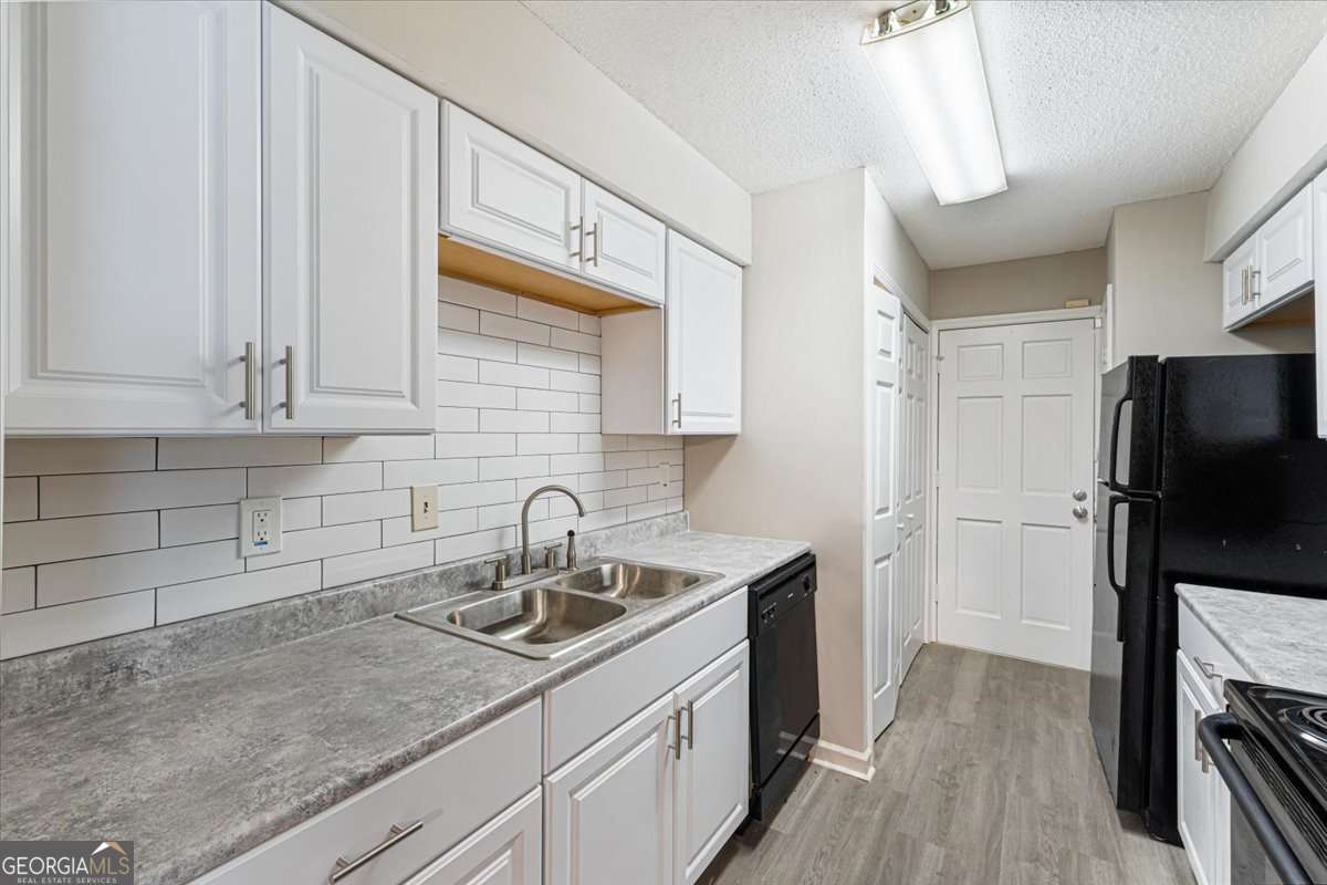 Residential in Lithonia