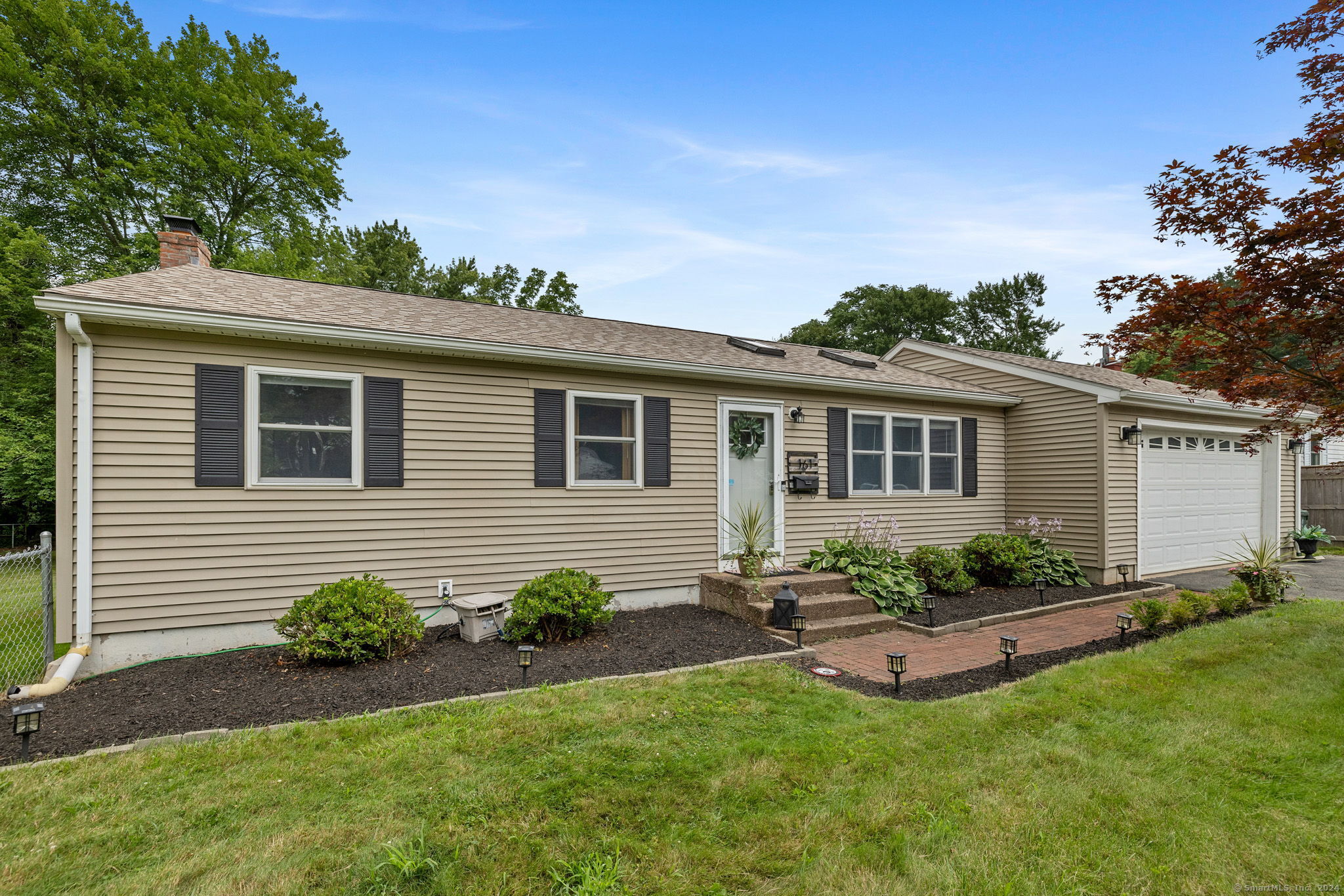 161 Drive, Sold in East Hartford Zoocasa