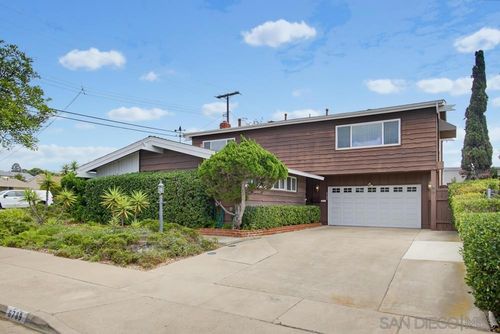6789 Renkrib Ave, San Diego, CA, 92119-1816 | Card Image