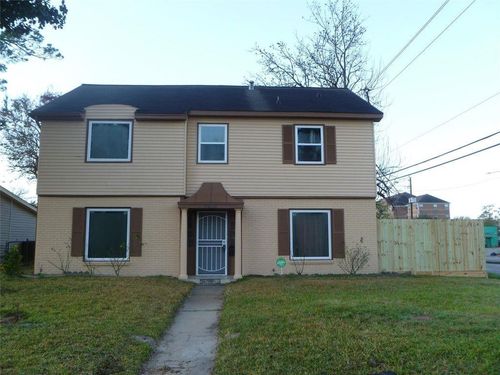 2-3802 Wichita Street, Houston, TX, 77004 | Card Image