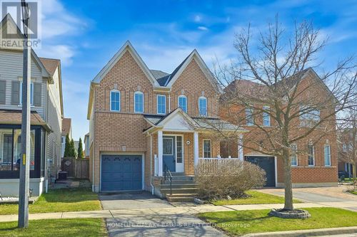 68 Mcnicol Cres, Ajax, ON, L1Z1Y8 | Card Image
