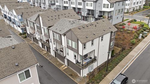 4-18875 67th Dr Ne, Kenmore, WA, 98028 | Card Image
