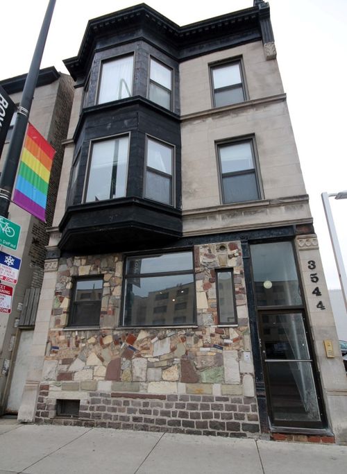 3544 N Halsted St, Chicago, IL, 60657-1800 | Card Image