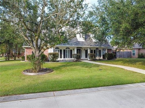 108 Lake Ridge Dr, La Place, LA, 70068-1742 | Card Image
