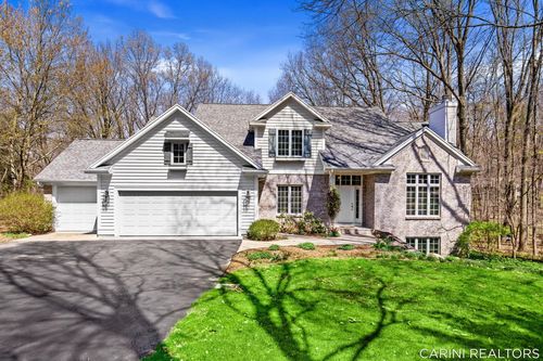 7887 Burrstone Ct Se, Caledonia, MI, 49316-9462 | Card Image