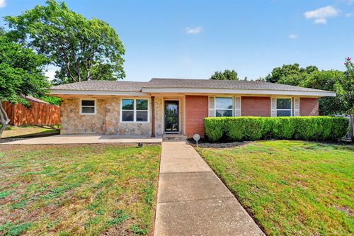 8248 Whitewing Dr, Frisco, TX, 75034-4524 | Card Image