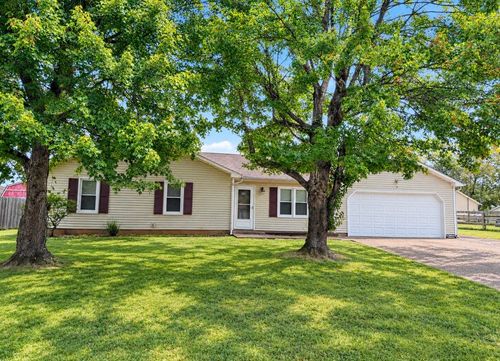 581 Foxfield Rd, Hopkinsville, KY, 42240 | Card Image