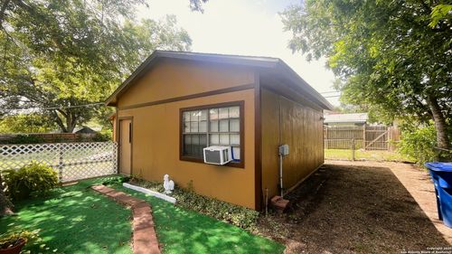 3722 Electra Dr, San Antonio, TX, 78218-3307 | Card Image