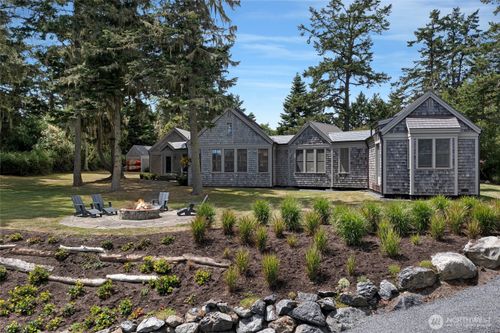 16 Bayshore Rd, Friday Harbor, WA, 98250-8858 | Card Image