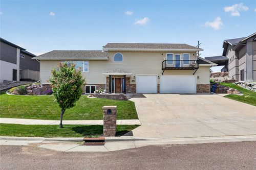 1804 Whispering Ridge Dr, Great Falls, MT, 59405-7809 | Card Image