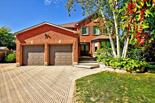 22 Amberwood Crt, Unionville, ON, L3R9N1 | Card Image