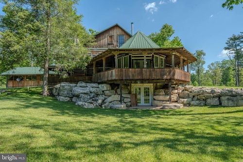 1520 Lingle Valley Rd, MILROY, PA, 17063-9442 | Card Image