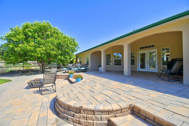 2 Partridge Ct, House other with 4 bedrooms, 3 bathrooms and null parking in Peralta NM | Image 22