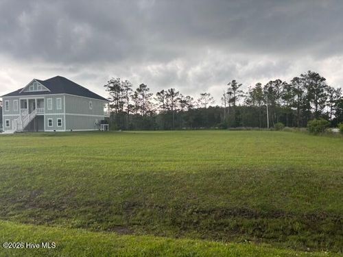 113 Jade St, Beaufort, NC, 28516-7304 | Card Image