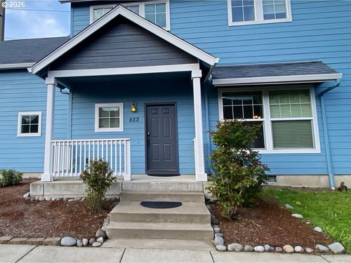 882 Jackies Ln, Eugene, OR, 97404 | Card Image