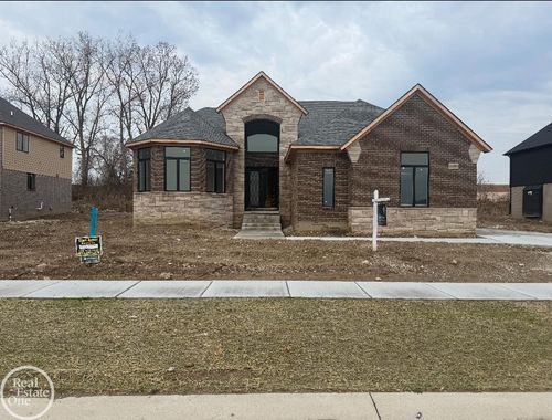 51581 Forster Ln, Shelby Twp, MI, 48316-3882 | Card Image