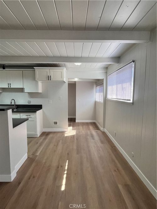 b-3209 W 110th St, Inglewood, CA, 90303-2368 | Card Image