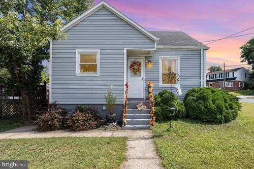 2565 Mayfield St, YORK, PA, 17406-3120 | Card Image