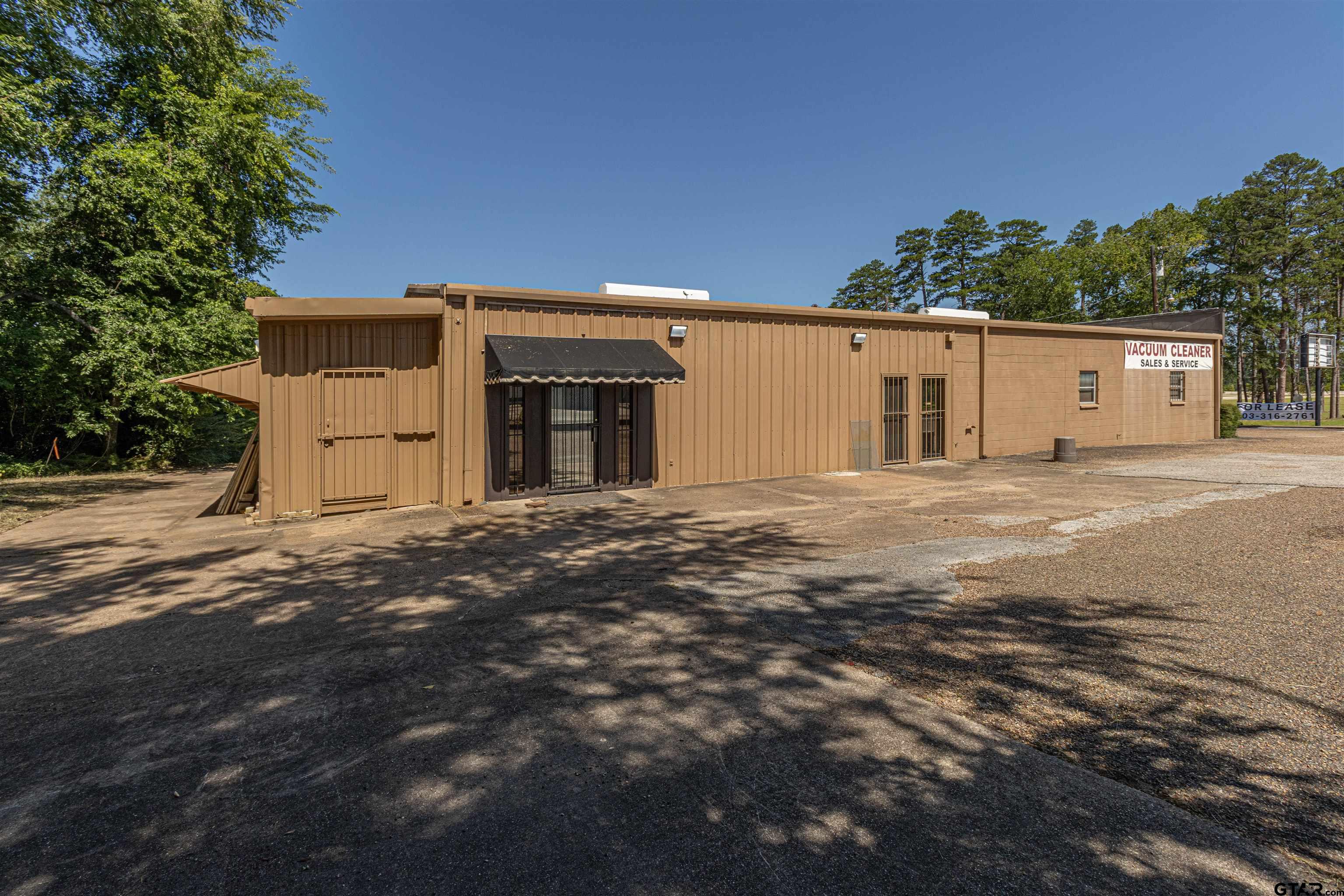 Commercial Lease in Tyler 2