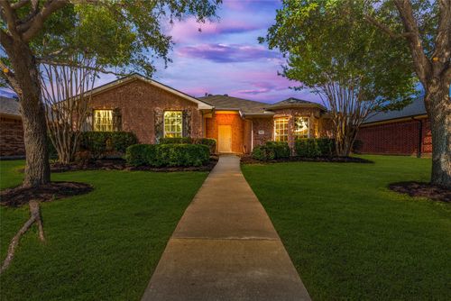 3992 Cherry Ridge Dr, Frisco, TX, 75033-1236 | Card Image