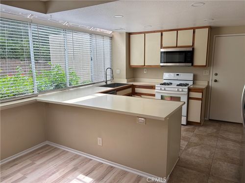 53-26371 Moorsview, Lake Forest, CA, 92630-6710 | Card Image