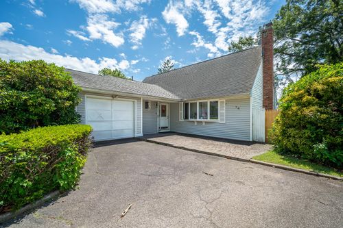 14 Arcadia Dr, Dix Hills, NY, 11746-6934 | Card Image