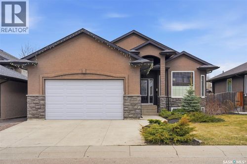 222 Fawcett Cres, Saskatoon, SK, S7T0E9 | Card Image