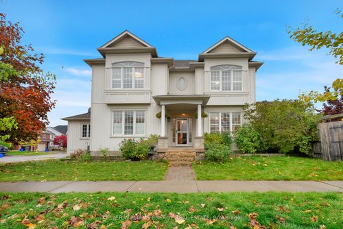 83 Wessex Dr, Whitby, ON, L1M2C1 | Card Image