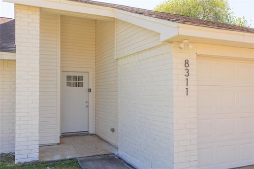 8311 Quail Burg Ln, Missouri City, TX, 77489-6204 | Card Image