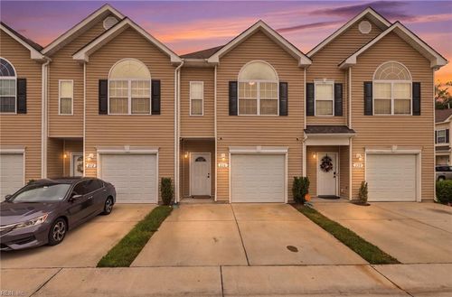 216 Astra Ln, Chesapeake, VA, 23325-3958 | Card Image