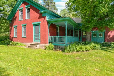 361 Browns Trace, House other with 3 bedrooms, 1 bathrooms and null parking in Jericho VT | Image 2