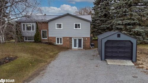 247 Corbett Dr, Pontypool, ON, L0A1K0 | Card Image