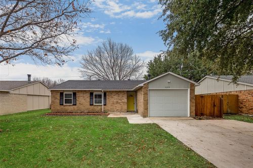 5220 Arbor Glen Rd, The Colony, TX, 75056-2513 | Card Image