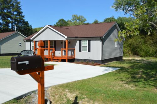 2004 Glisson Dr, Tunnel Hill, GA, 30755-7777 | Card Image