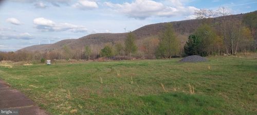 160 E Spruce St, Ringtown, PA, 17967-9403 | Card Image