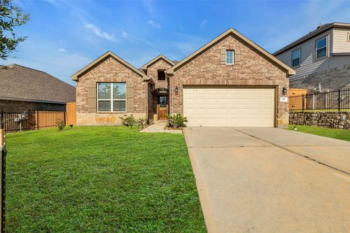 935 Golden Willow Ln, Conroe, TX, 77304-3141 | Card Image