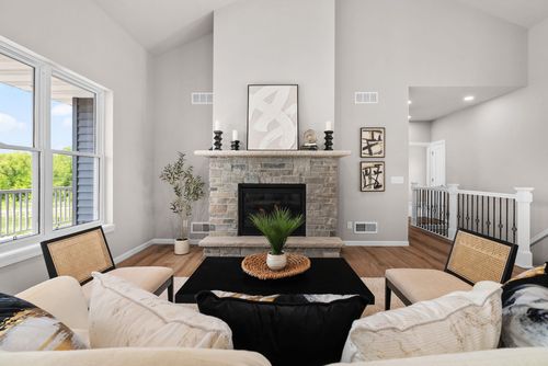 1406 Greenleaf Ct, SUN PRAIRIE, WI, 53590-7900 | Card Image